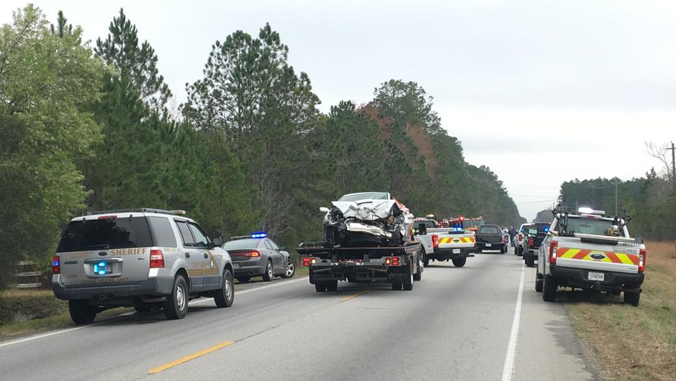 Part of Highway 80 shutdown in Effingham County after fatal crash WTGS