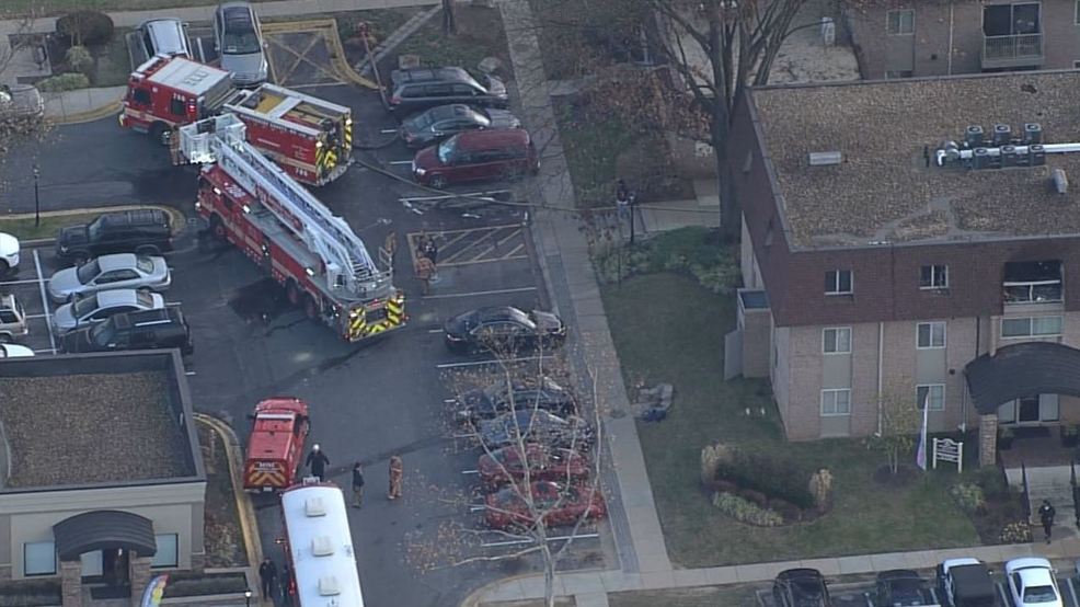 Apartment building evacuated; at least 6 hurt in fire WBFF