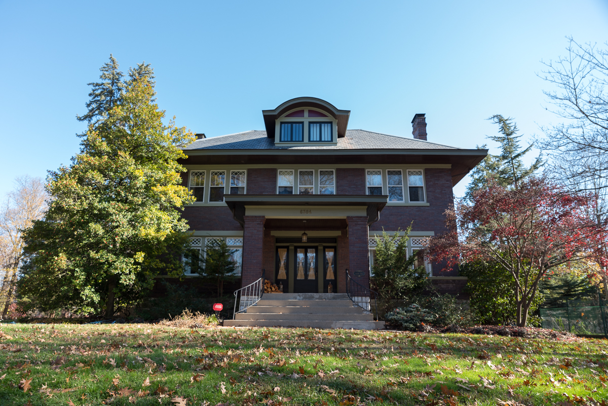 Walkabout: The Charming Homes Of Pleasant Ridge 