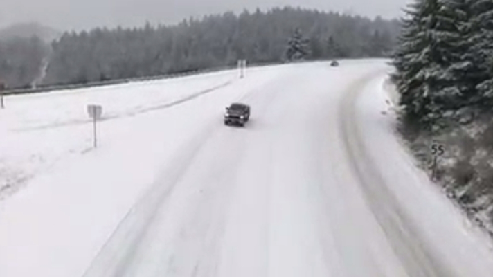 Snow on 30th Avenue in Eugene VIDEO KVAL