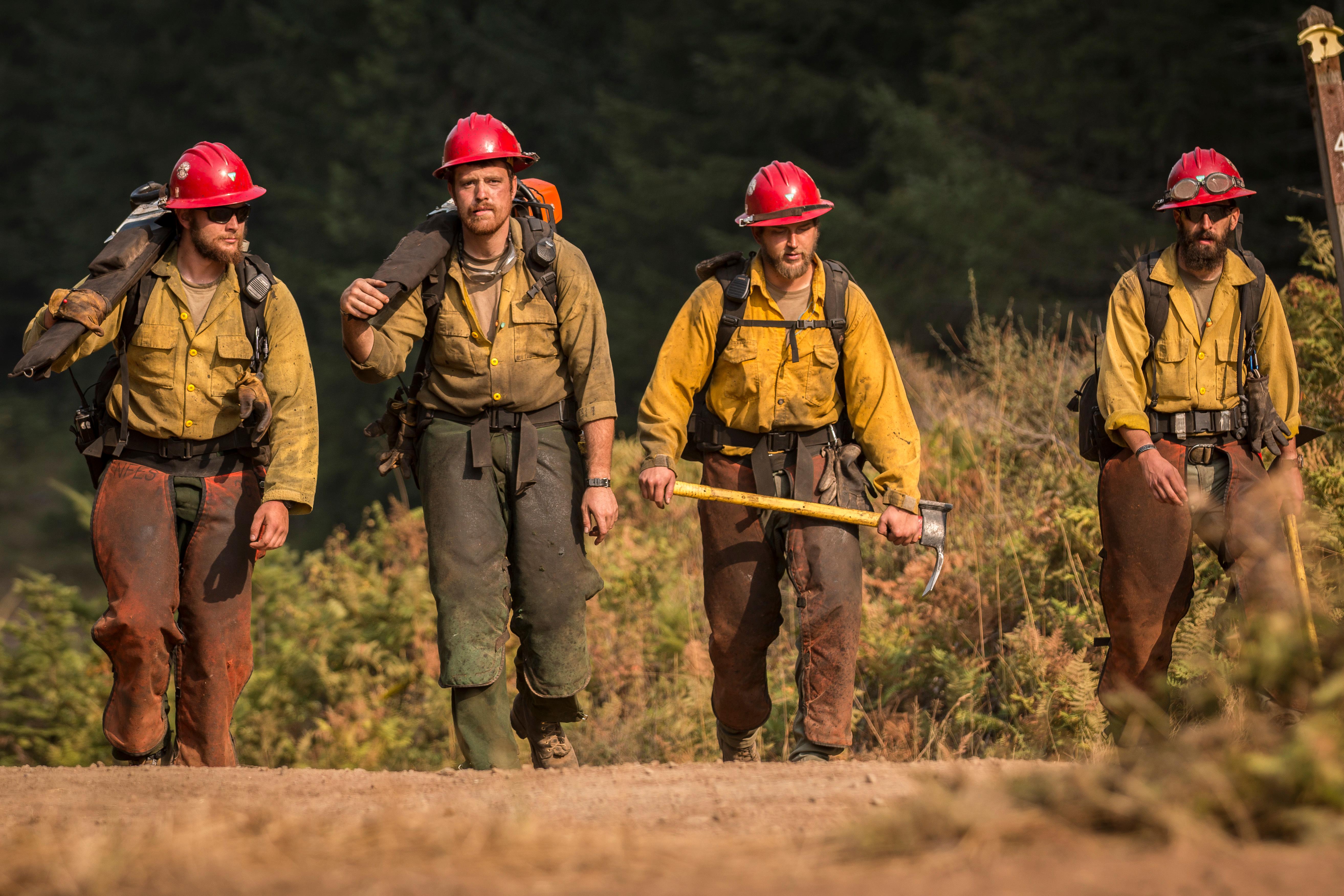 Soldiers Training As Wildland Firefighters In Oregon Learn From All