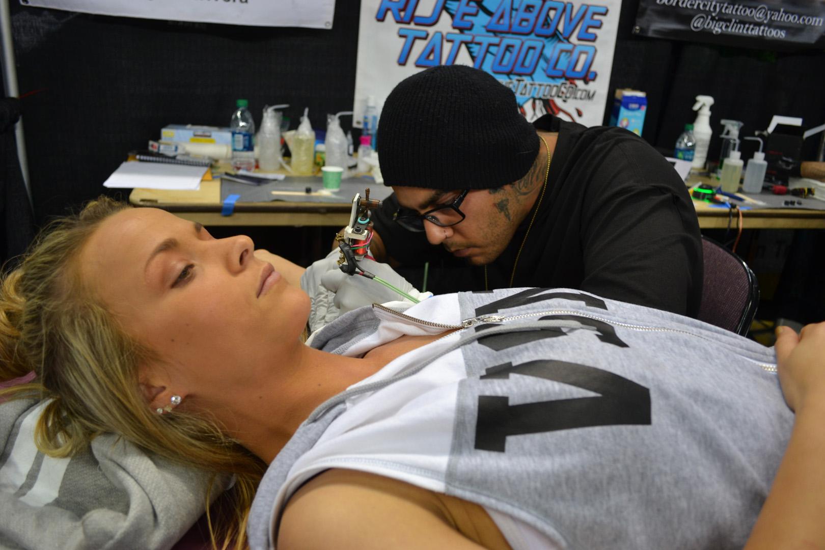 photos getting inked at the treasure valley tattoo photos getting inked at the treasure valley tattoo