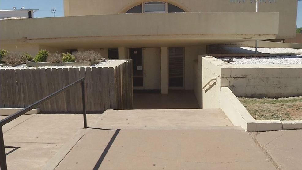 Aspermont High School serves as a tornado shelter for city KTXS