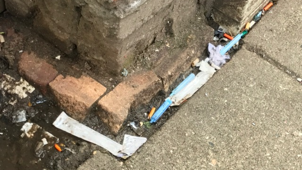 Needles in street.png Needles in street.png