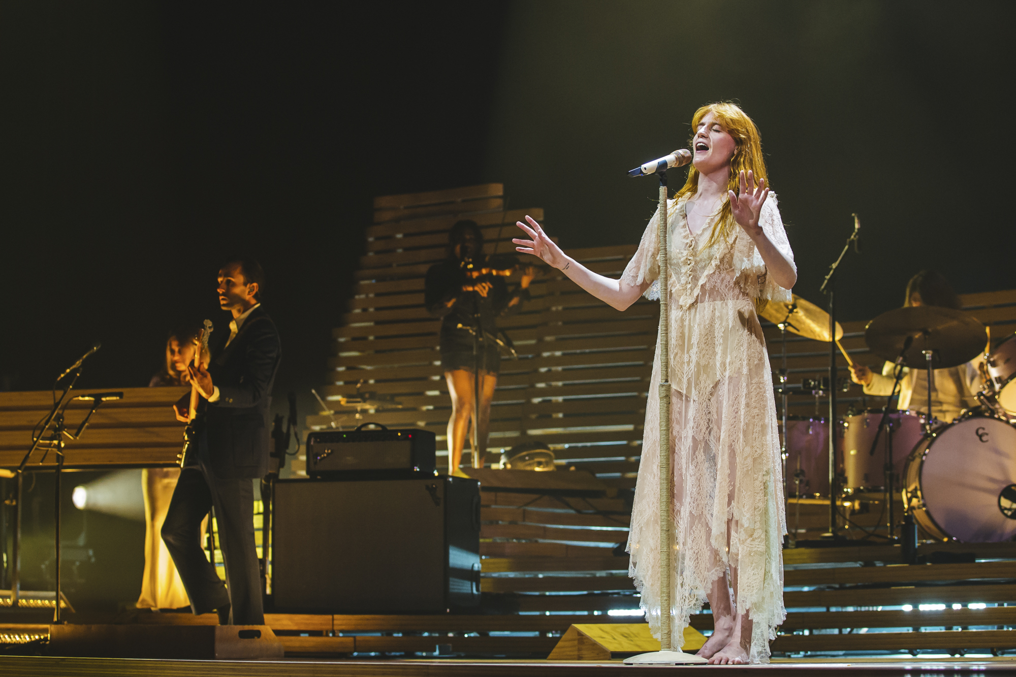 Photos Florence and the Machine kicks off the 'High as Hope' tour in