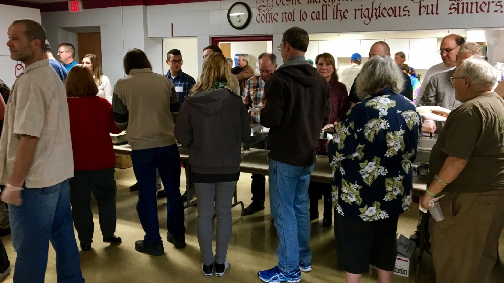 Hundreds served Thanksgiving meal in Traverse City WPBN