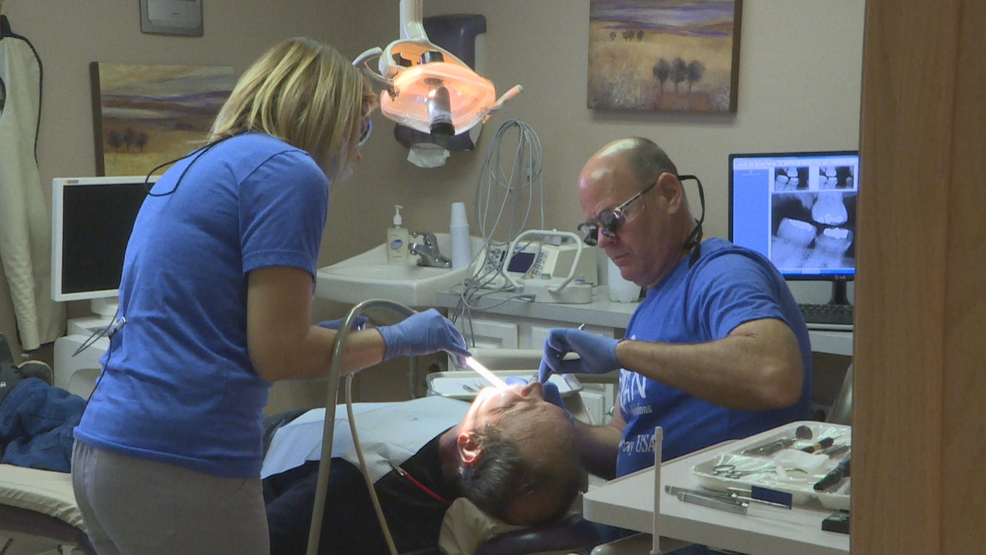 South Bend dentist offers free service to veterans WSBT