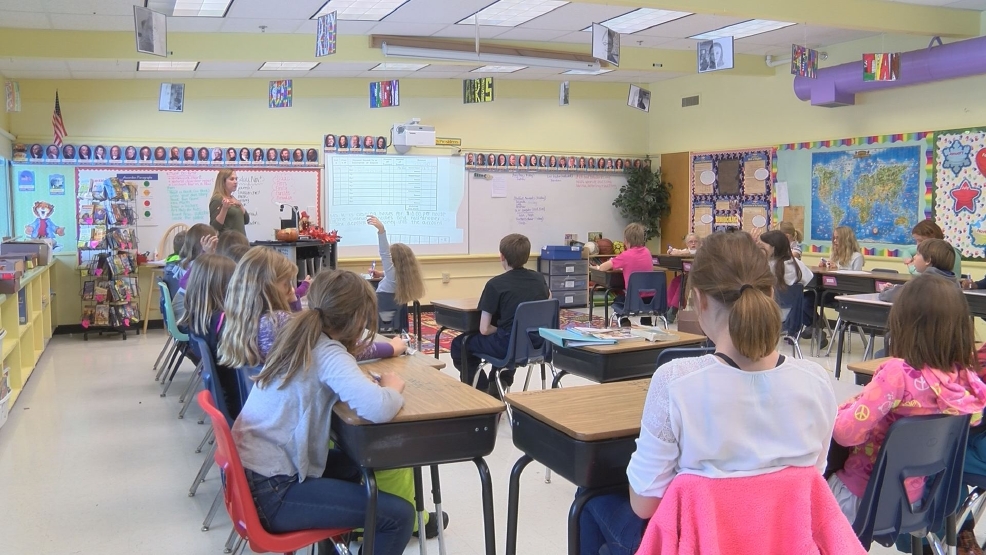 Four-day school week thesis statement image