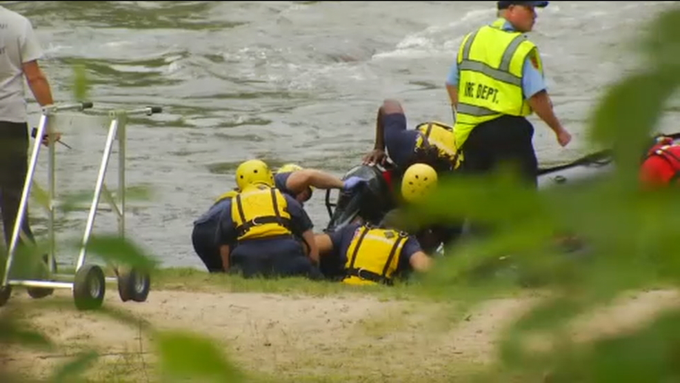 Man killed in kayaking accident on French Broad River WLOS