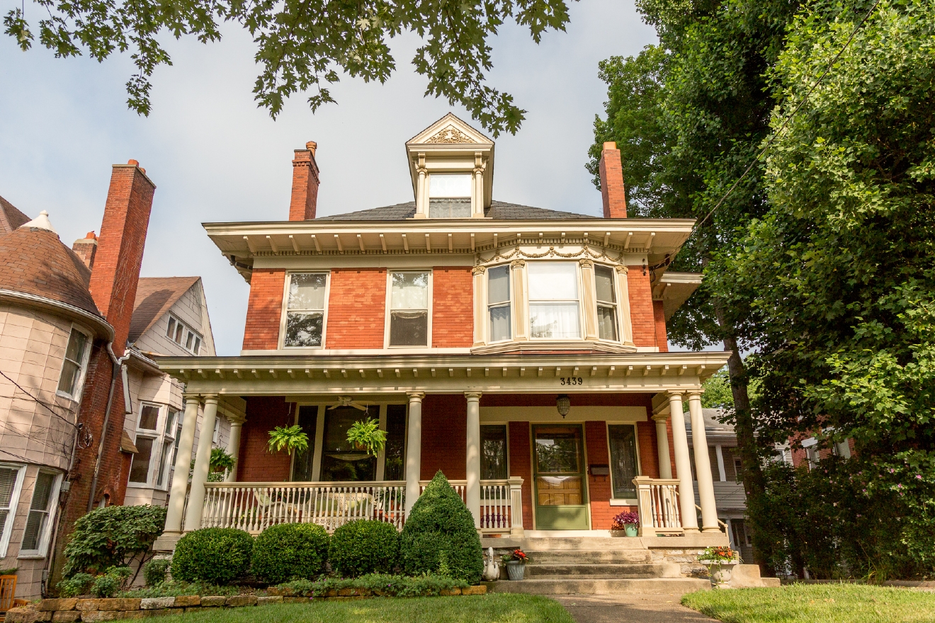 Photo Tour The Lovely Homes Of Clifton Cincinnati Refined