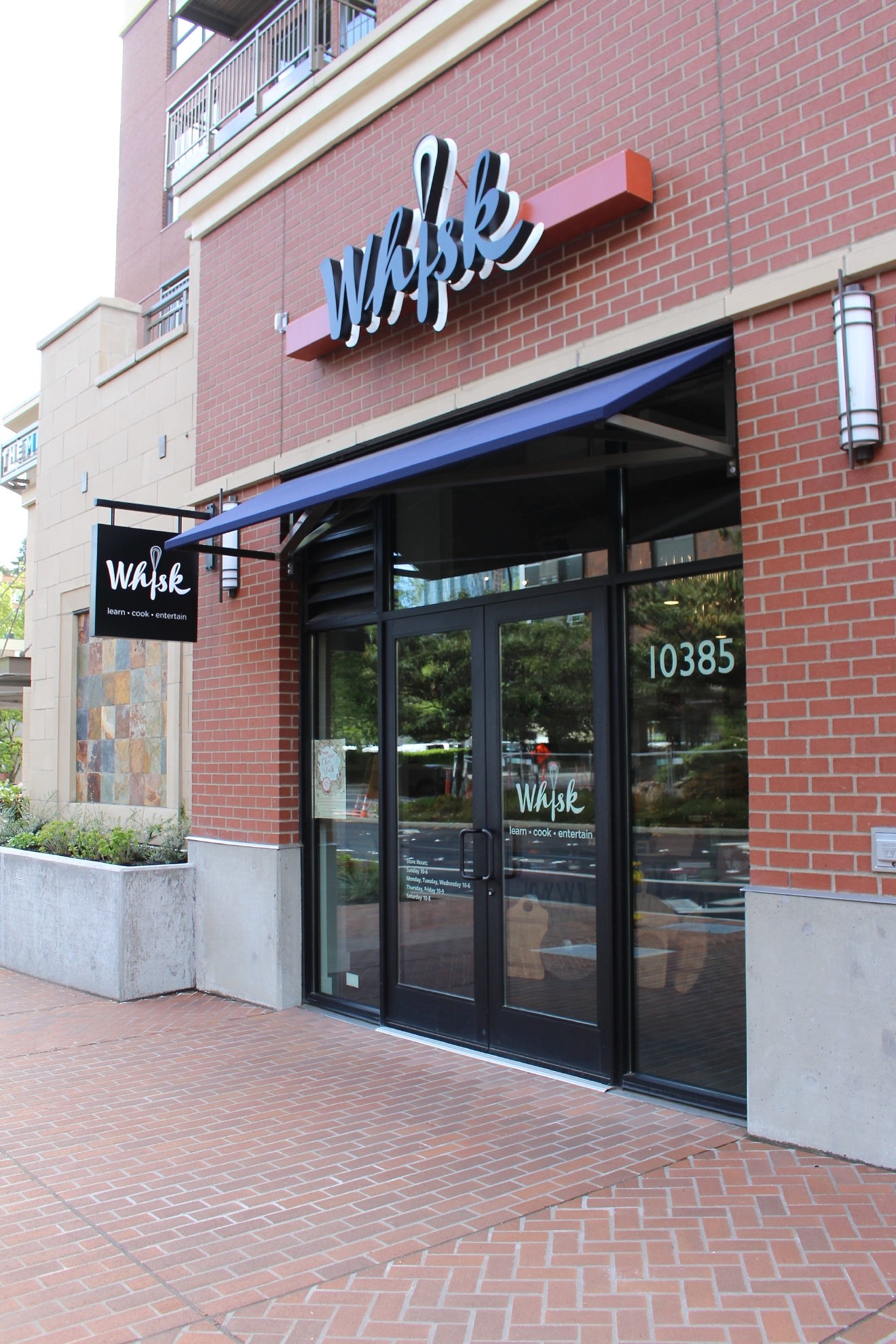 Black Bottle Restaurant Bellevue - pqsmrju