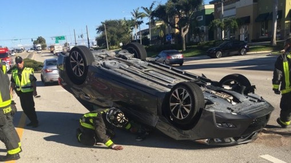 Rollover Crash Shuts Down Road In Boynton Beach | WTVX