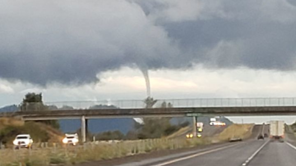 Caught on camera! Two funnel clouds seen over Willamette Valley KOMO