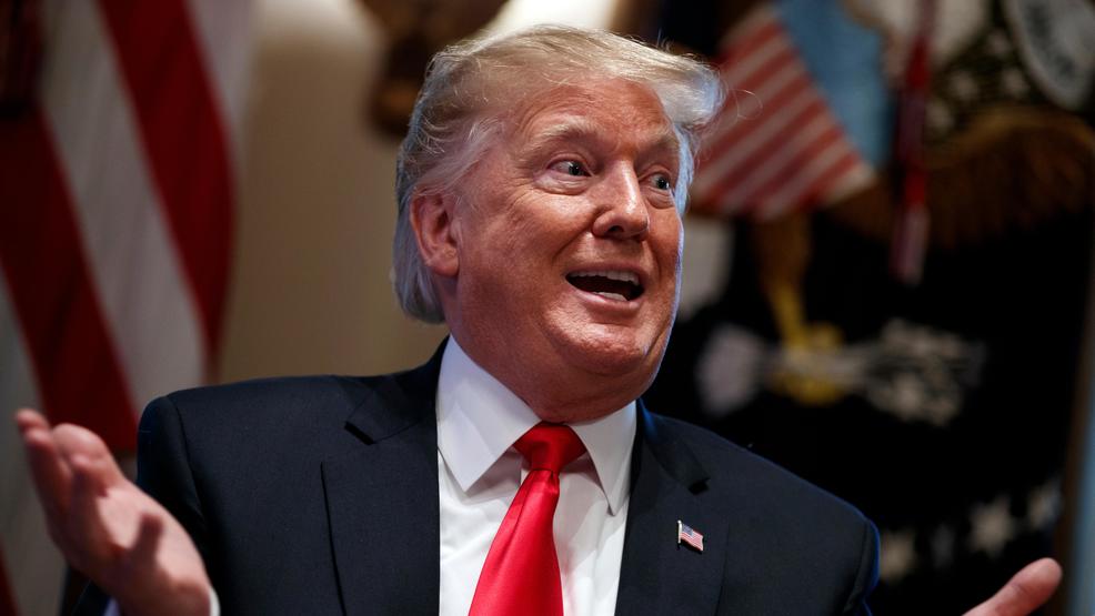Trump AP19002690393908.jpg