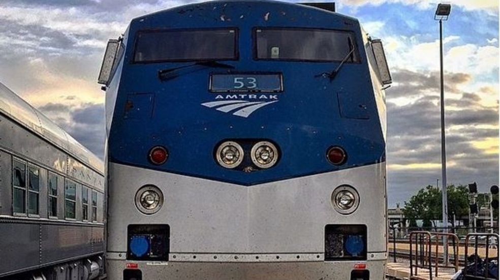 Amtrak service resumes between DC and Philadelphia after train