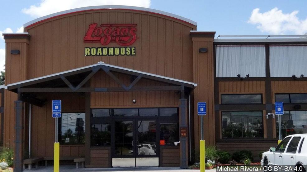 Logan's Roadhouse offers veterans free meal on Veterans Day coming up
