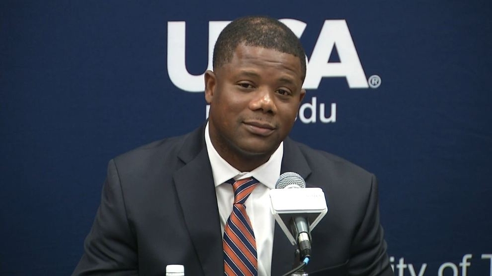Roadrunners name LSU's Frank Wilson as new head coach WOAI