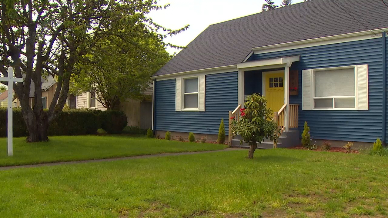 Contractors claim bizarre events at home where killer Ted Bundy grew up