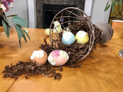 Creating Easter Centerpieces From Natural Dyes And Nature S Beauty